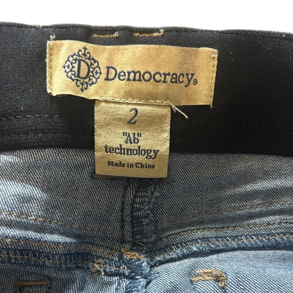 Wallflower Instastretch Dream Skinny Jeans Distressed Medium‎ Wash Denim